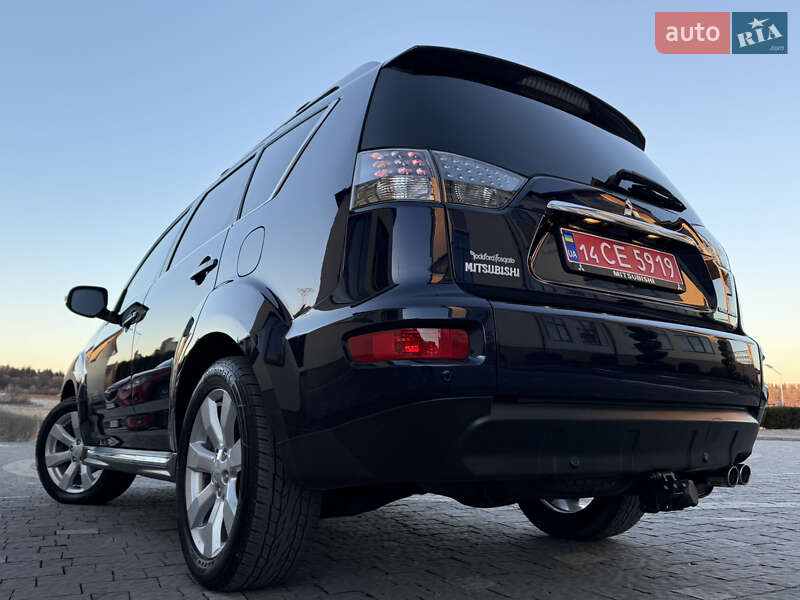 Внедорожник / Кроссовер Mitsubishi Outlander 2010 в Дрогобыче