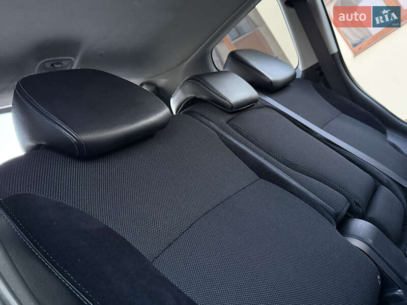 Внедорожник / Кроссовер Mitsubishi Outlander 2010 в Дрогобыче