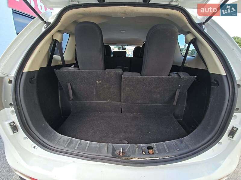 Позашляховик / Кросовер Mitsubishi Outlander 2013 в Києві