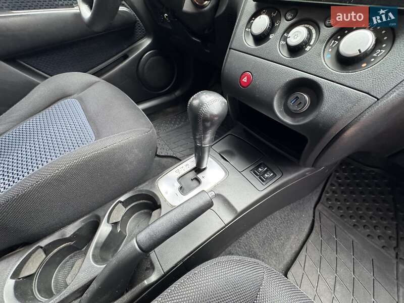 Позашляховик / Кросовер Mitsubishi Outlander 2006 в Одесі фото 60 Позашляховик / Кросовер Mitsubishi Outlander 2006 в Одесі