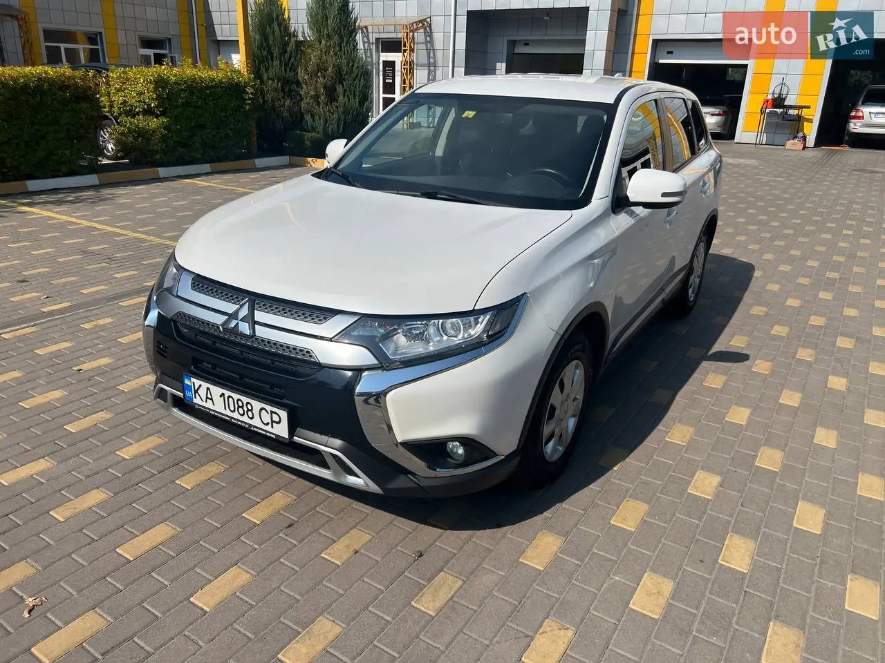 2021 Mitsubishi Outlander - мініатюра 20