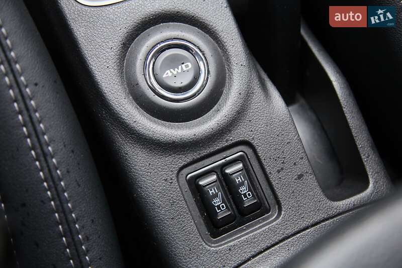 Внедорожник / Кроссовер Mitsubishi Outlander 2016 в Харькове фото 19 Внедорожник / Кроссовер Mitsubishi Outlander 2016 в Харькове