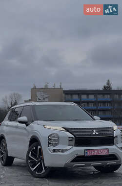 Внедорожник / Кроссовер Mitsubishi Outlander 2022 в Кременчуге