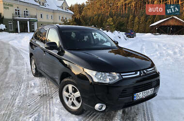 Позашляховик / Кросовер Mitsubishi Outlander 2013 в Львові