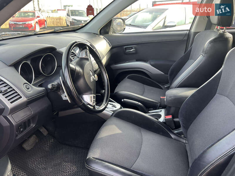 Внедорожник / Кроссовер Mitsubishi Outlander 2010 в Ивано-Франковске фото 16 Внедорожник / Кроссовер Mitsubishi Outlander 2010 в Ивано-Франковске