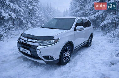 Позашляховик / Кросовер Mitsubishi Outlander 2015 в Вінниці