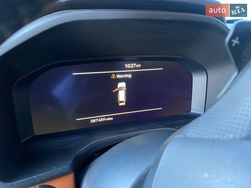 Внедорожник / Кроссовер Mitsubishi Outlander 2021 в Львове