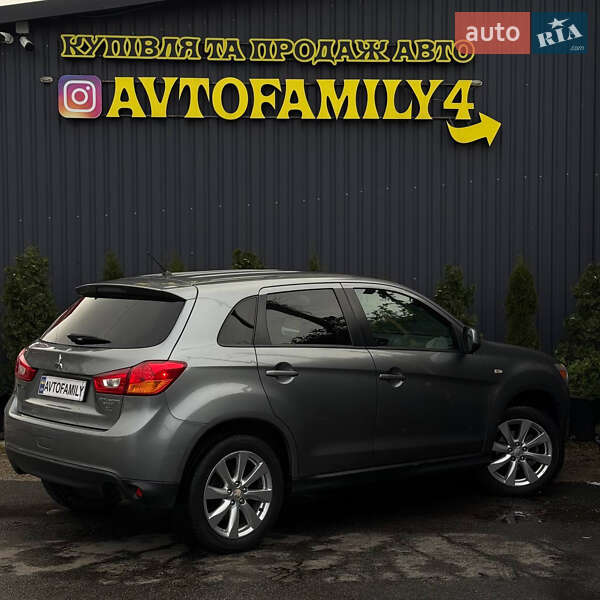 Внедорожник / Кроссовер Mitsubishi Outlander 2015 в Днепре