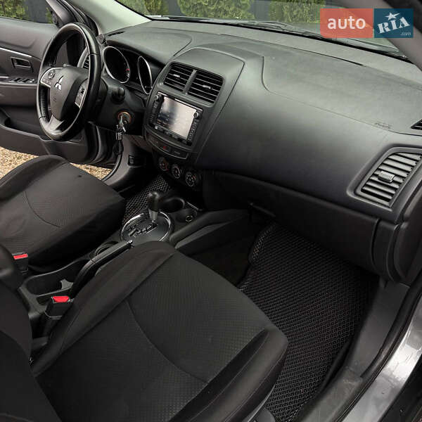 Внедорожник / Кроссовер Mitsubishi Outlander 2015 в Днепре