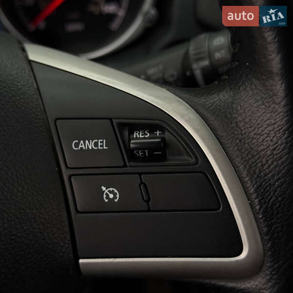 Внедорожник / Кроссовер Mitsubishi Outlander 2015 в Днепре