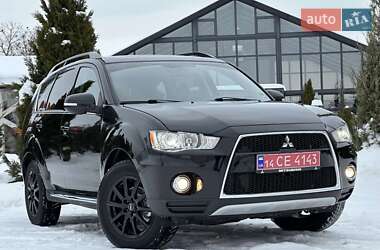 Позашляховик / Кросовер Mitsubishi Outlander 2011 в Стрию