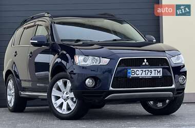 Позашляховик / Кросовер Mitsubishi Outlander 2011 в Стрию