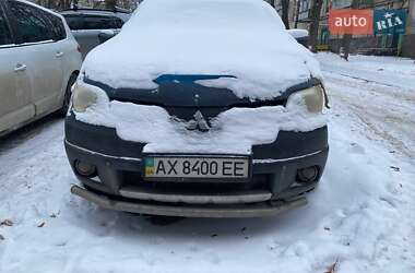 Внедорожник / Кроссовер Mitsubishi Outlander 2007 в Харькове