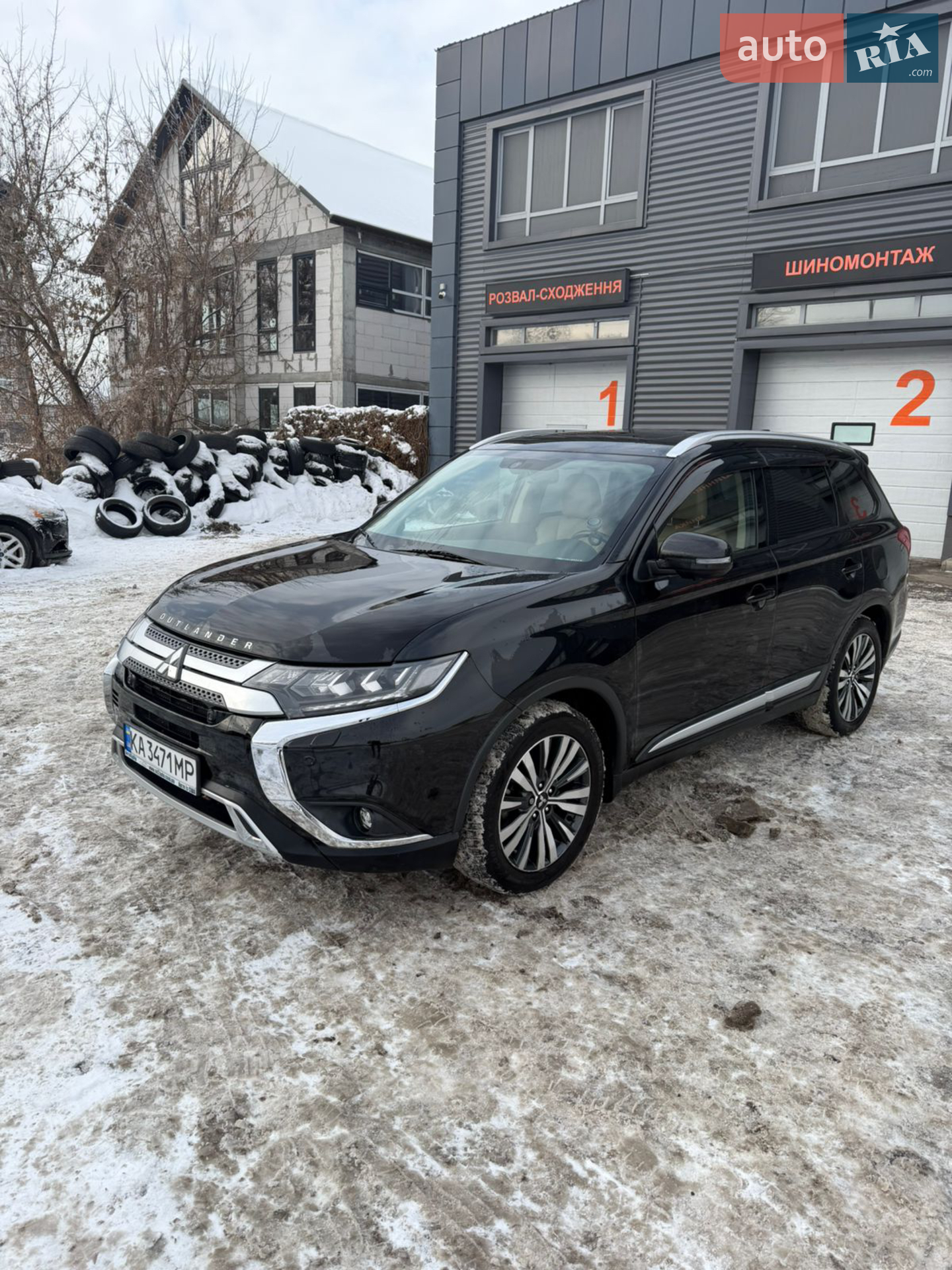 2018 Mitsubishi Outlander - мініатюра 2