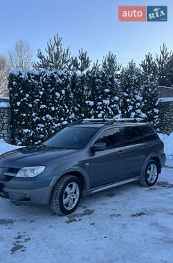 Внедорожник / Кроссовер Mitsubishi Outlander 2006 в Подволочиске