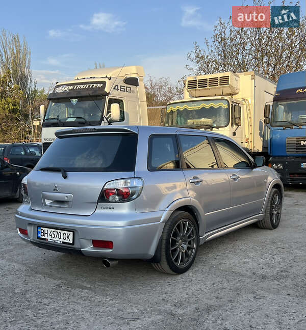 Mitsubishi Outlander 2005