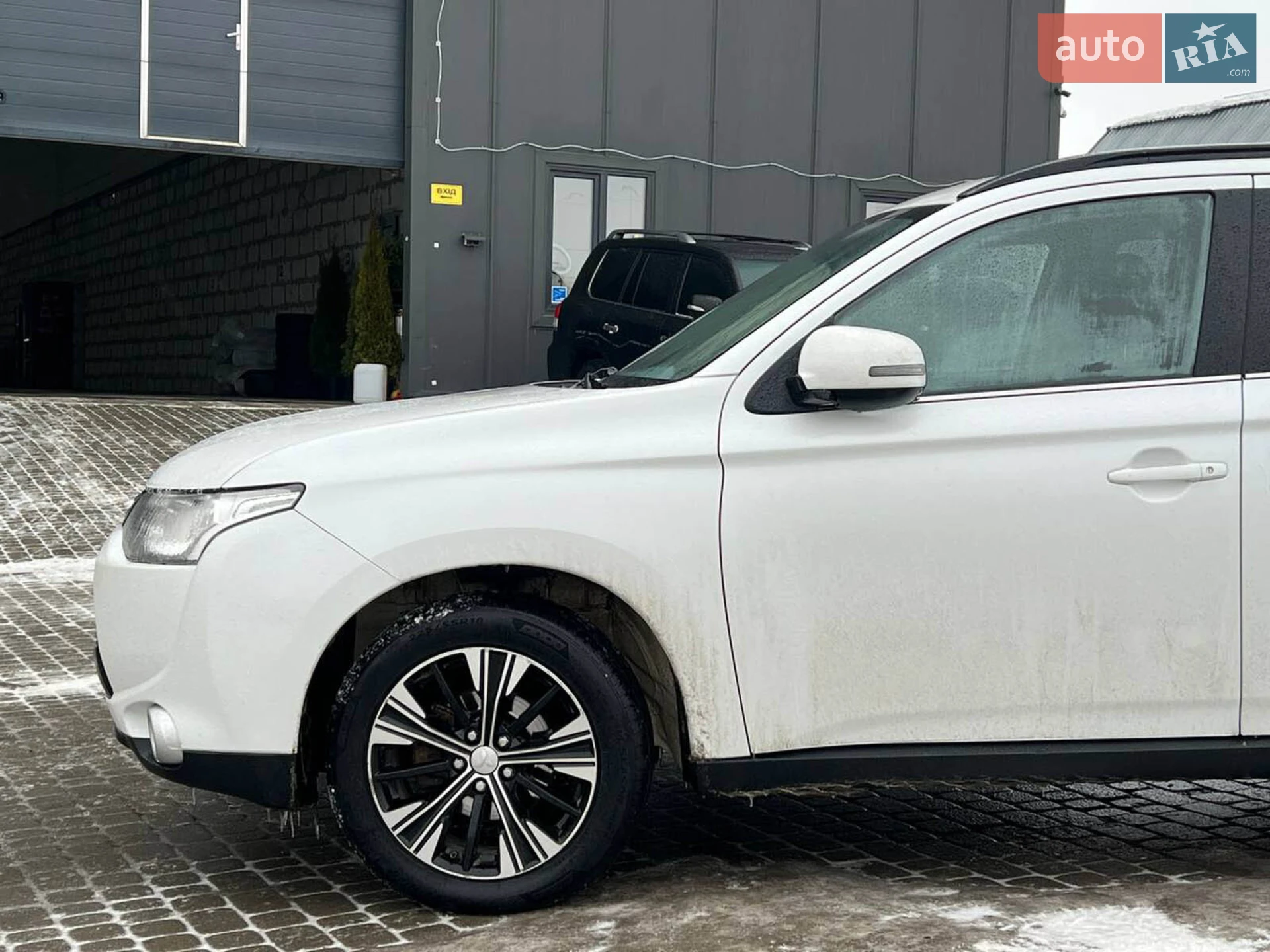 2012 Mitsubishi Outlander - мініатюра 2