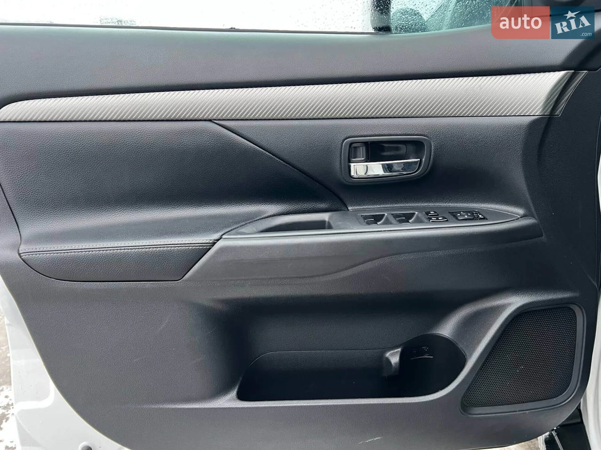 2012 Mitsubishi Outlander - мініатюра 14