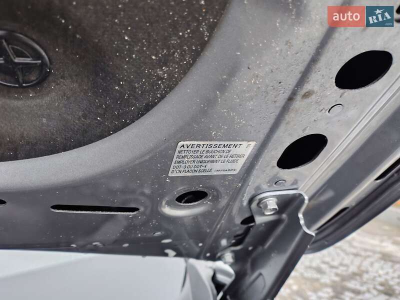 Внедорожник / Кроссовер Mitsubishi Outlander 2023 в Днепре