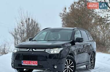 Позашляховик / Кросовер Mitsubishi Outlander 2012 в Луцьку