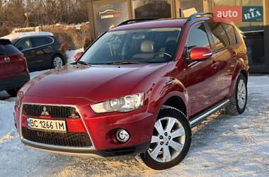 Позашляховик / Кросовер Mitsubishi Outlander 2011 в Львові