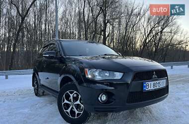 Внедорожник / Кроссовер Mitsubishi Outlander 2011 в Гадяче