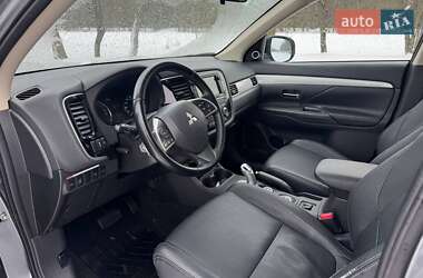 Внедорожник / Кроссовер Mitsubishi Outlander 2015 в Виннице