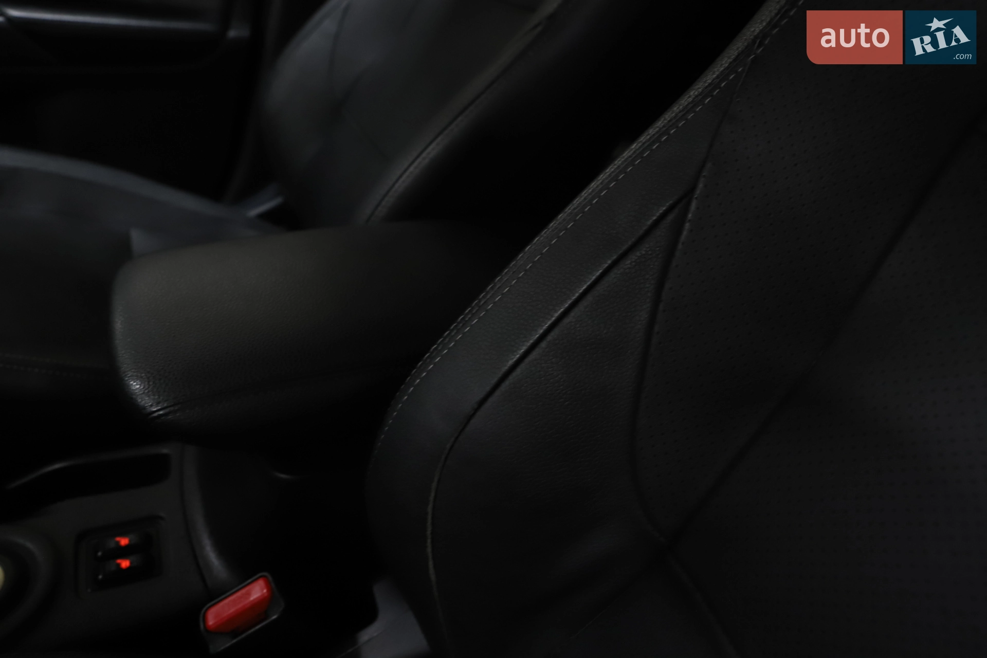 2017 Mitsubishi Outlander - мініатюра 46
