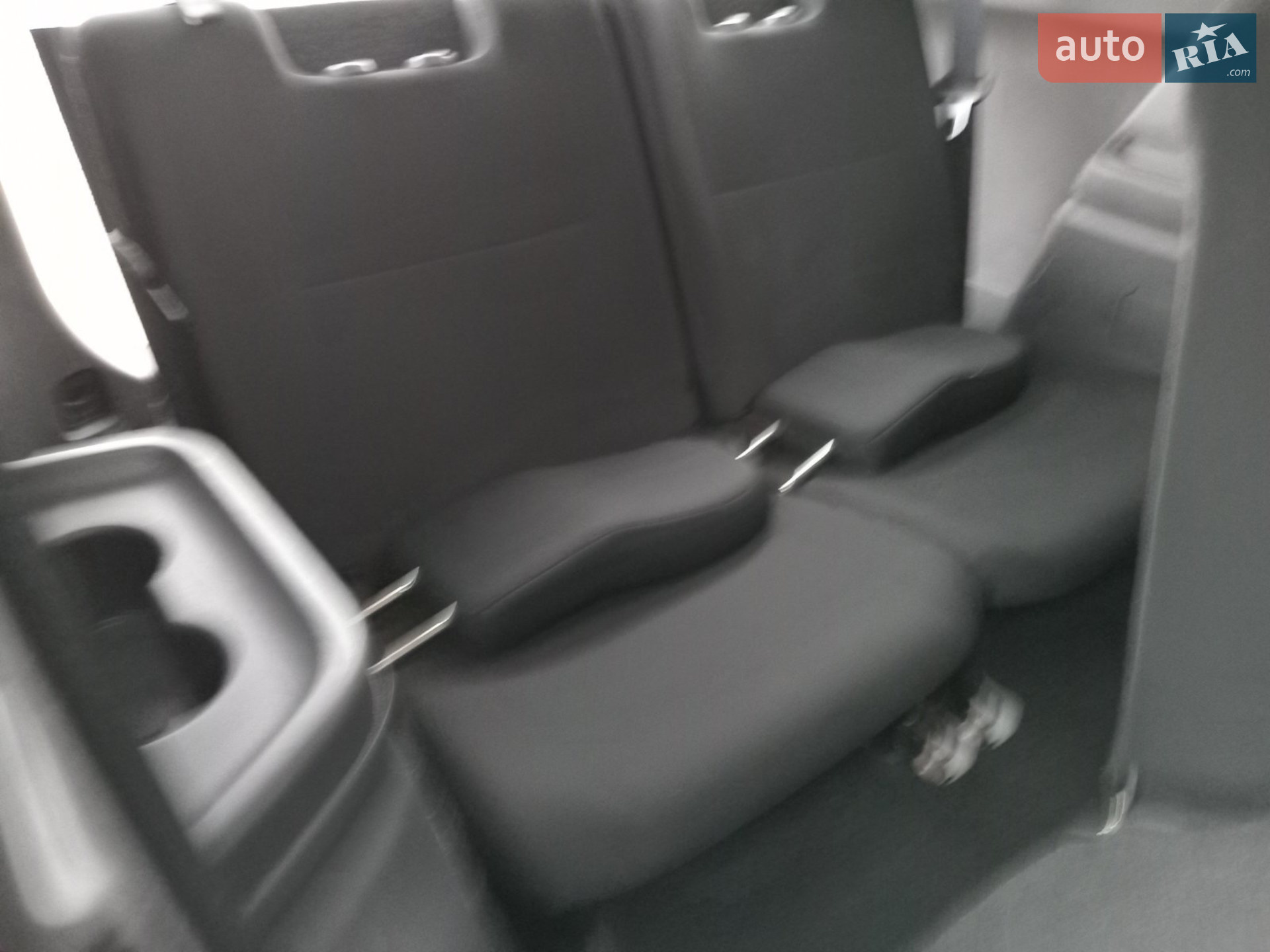 2016 Mitsubishi Outlander - мініатюра 18