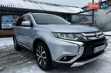 Позашляховик / Кросовер Mitsubishi Outlander 2015 в Харкові