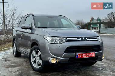 Позашляховик / Кросовер Mitsubishi Outlander 2013 в Полтаві