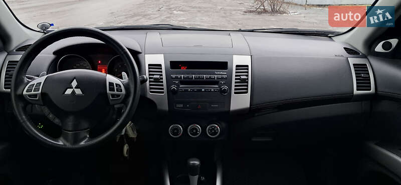 Внедорожник / Кроссовер Mitsubishi Outlander 2007 в Желтых Водах фото 16 Внедорожник / Кроссовер Mitsubishi Outlander 2007 в Желтых Водах