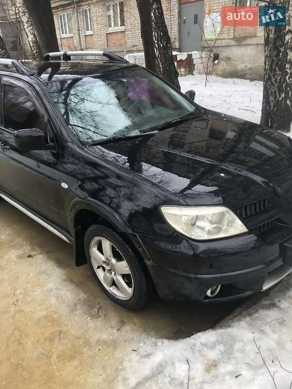 Внедорожник / Кроссовер Mitsubishi Outlander 2007 в Харькове фото Внедорожник / Кроссовер Mitsubishi Outlander 2007 в Харькове