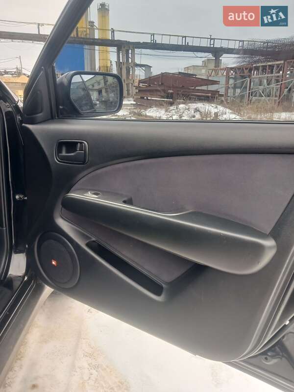 Внедорожник / Кроссовер Mitsubishi Outlander 2007 в Одессе фото 15 Внедорожник / Кроссовер Mitsubishi Outlander 2007 в Одессе