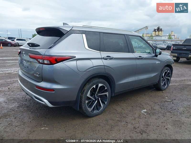 Внедорожник / Кроссовер Mitsubishi Outlander 2023 в Днепре