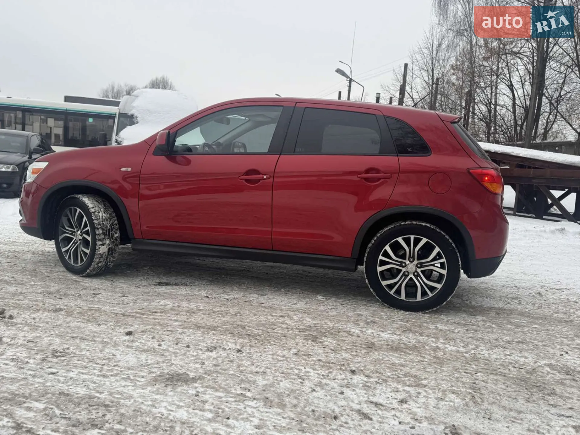 2016 Mitsubishi Outlander - мініатюра 3