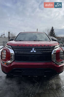 Позашляховик / Кросовер Mitsubishi Outlander 2022 в Львові