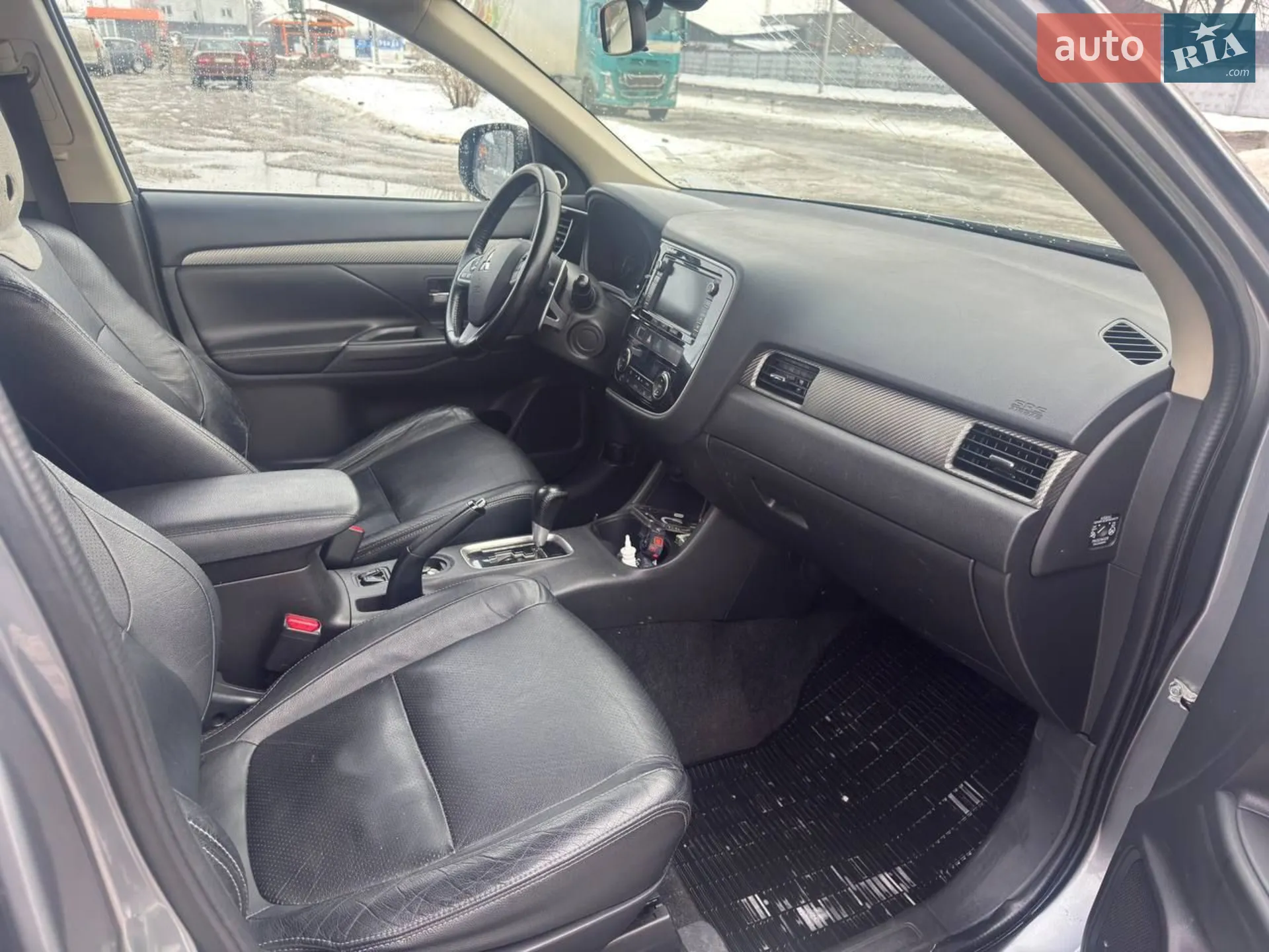 2013 Mitsubishi Outlander - мініатюра 6