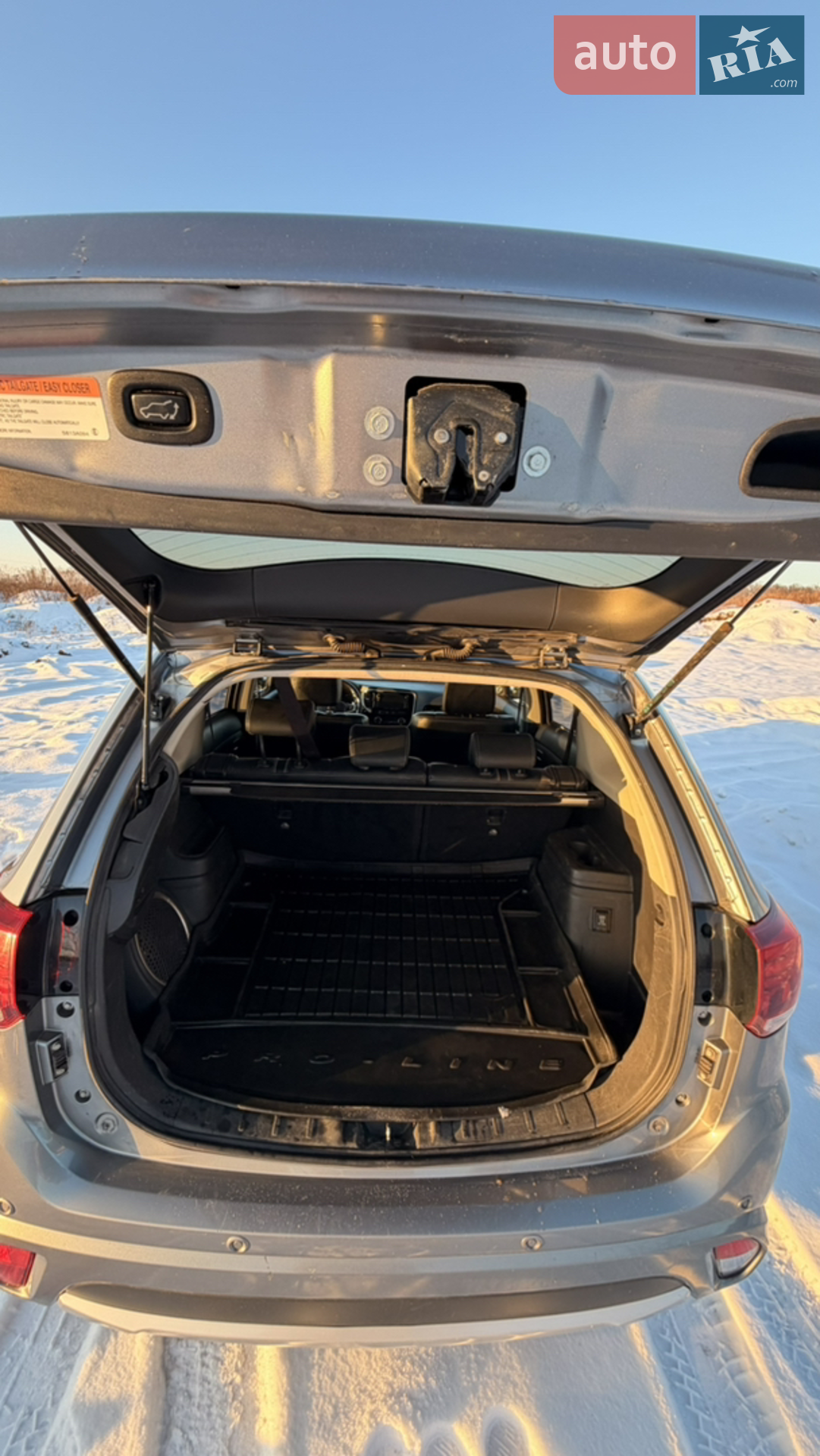 2015 Mitsubishi Outlander - мініатюра 32