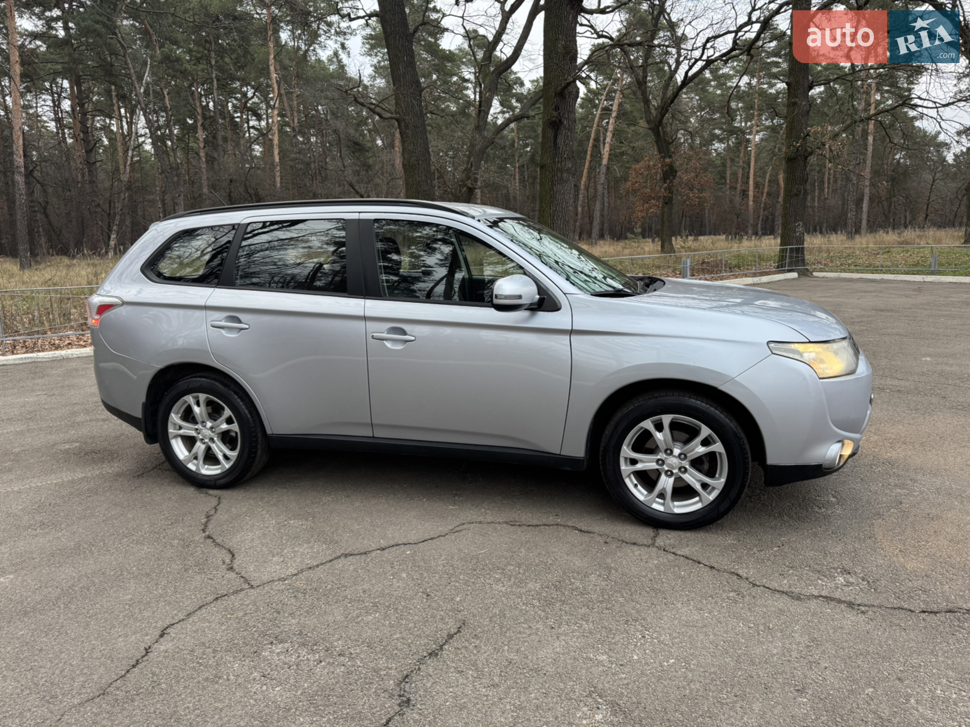 2013 Mitsubishi Outlander - мініатюра 8