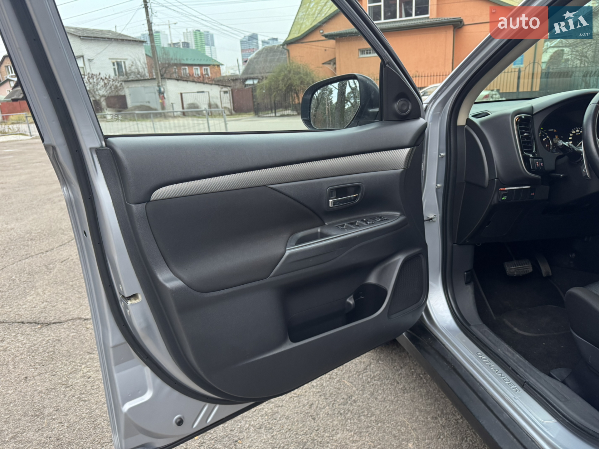2013 Mitsubishi Outlander - мініатюра 18