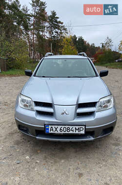 Позашляховик / Кросовер Mitsubishi Outlander 2005 в Харкові