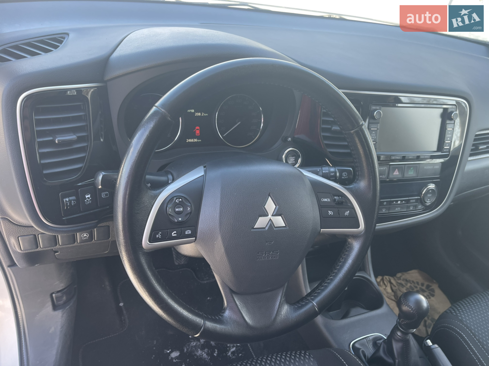2015 Mitsubishi Outlander - мініатюра 9