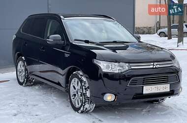 Позашляховик / Кросовер Mitsubishi Outlander 2013 в Івано-Франківську
