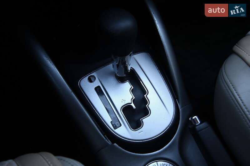 Позашляховик / Кросовер Mitsubishi Outlander 2008 в Харкові