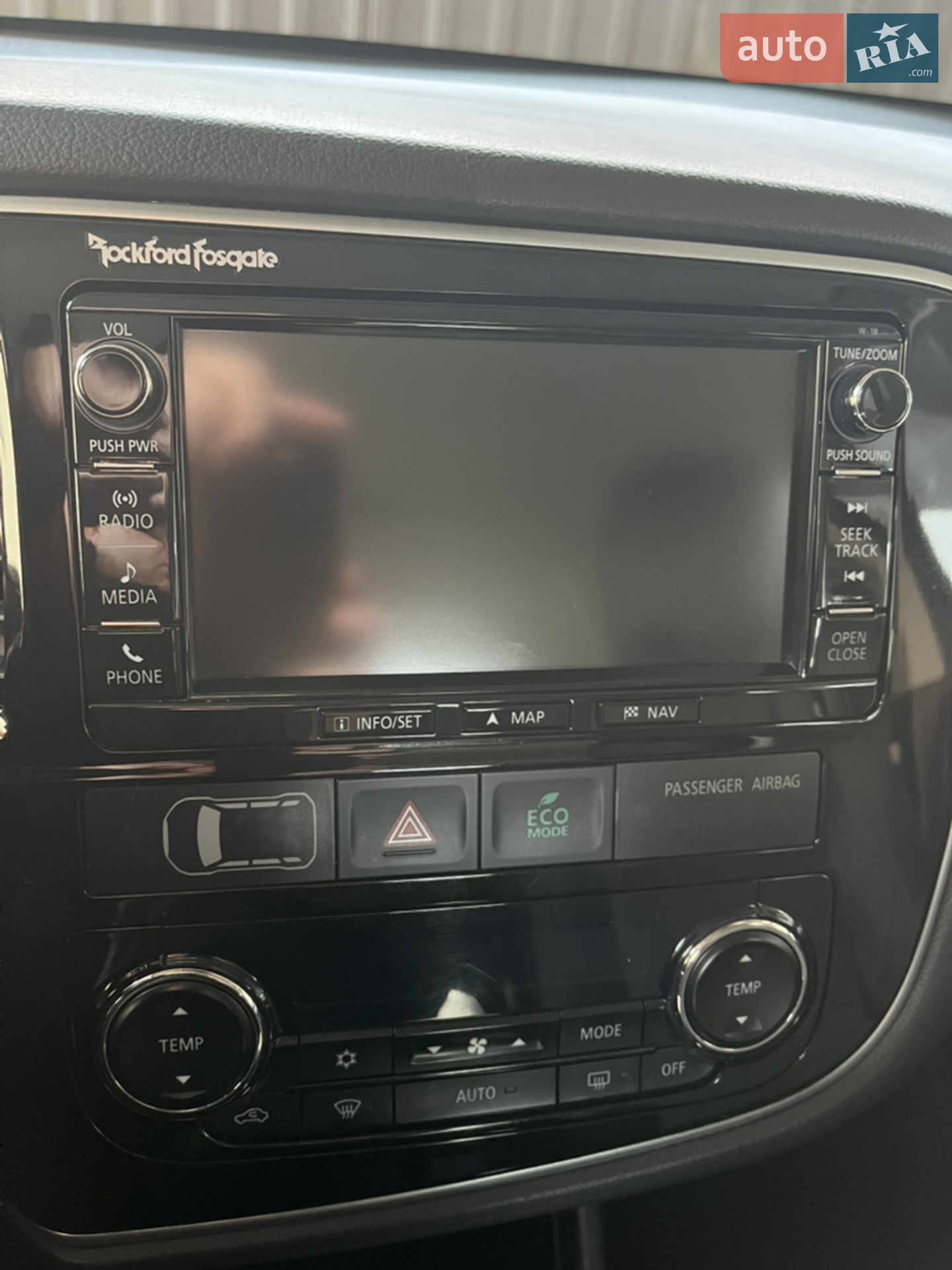 2014 Mitsubishi Outlander - мініатюра 28