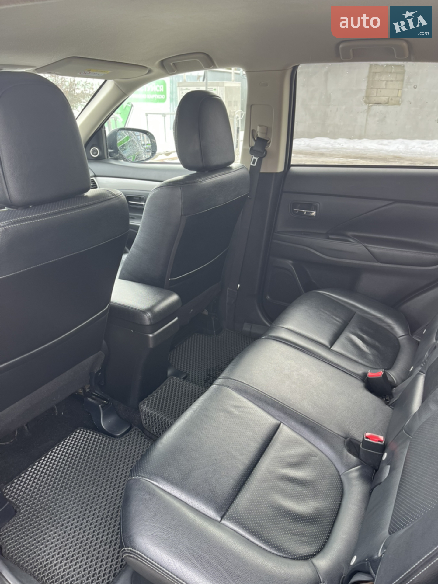 2014 Mitsubishi Outlander - мініатюра 34