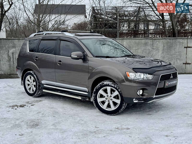 Mitsubishi Outlander 2010