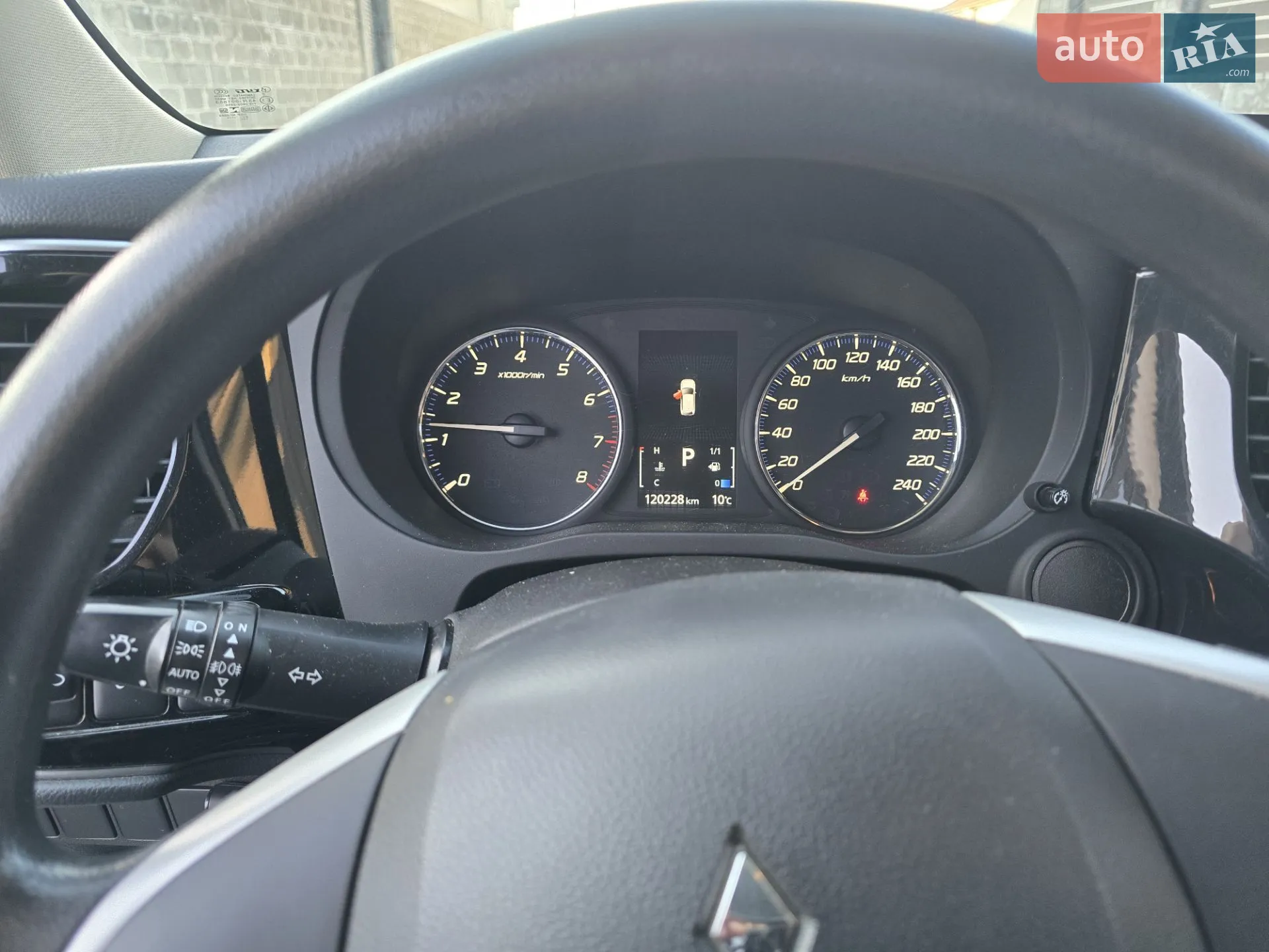 2017 Mitsubishi Outlander - мініатюра 13