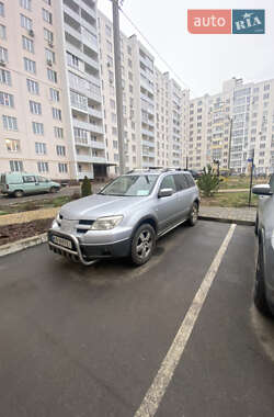 Позашляховик / Кросовер Mitsubishi Outlander 2006 в Чернігові
